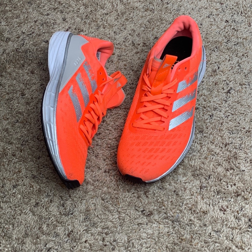 Adidas SL20